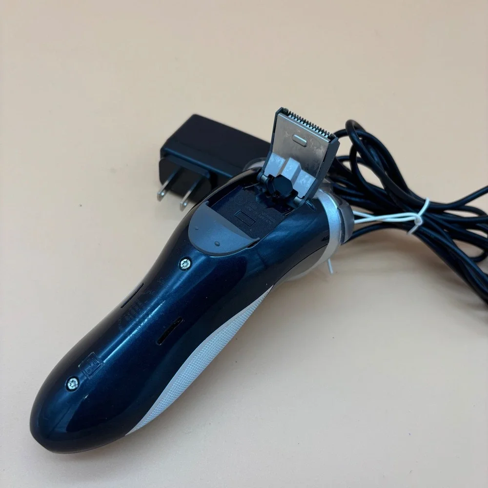 Philips Norelco Speed-XL 8171XL Men's Rechargeable Rotary Shaver with Charger
